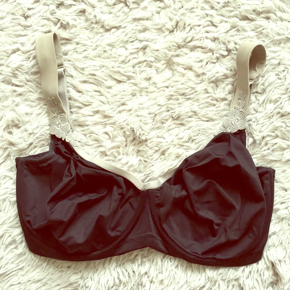 Black and gray full coverage underwire bra